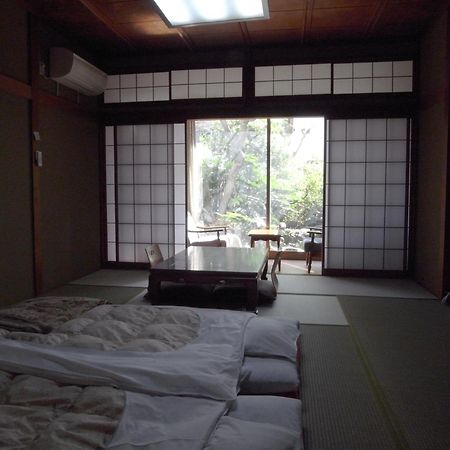 Ryokan Yamamuro Kanazawa Habitación foto