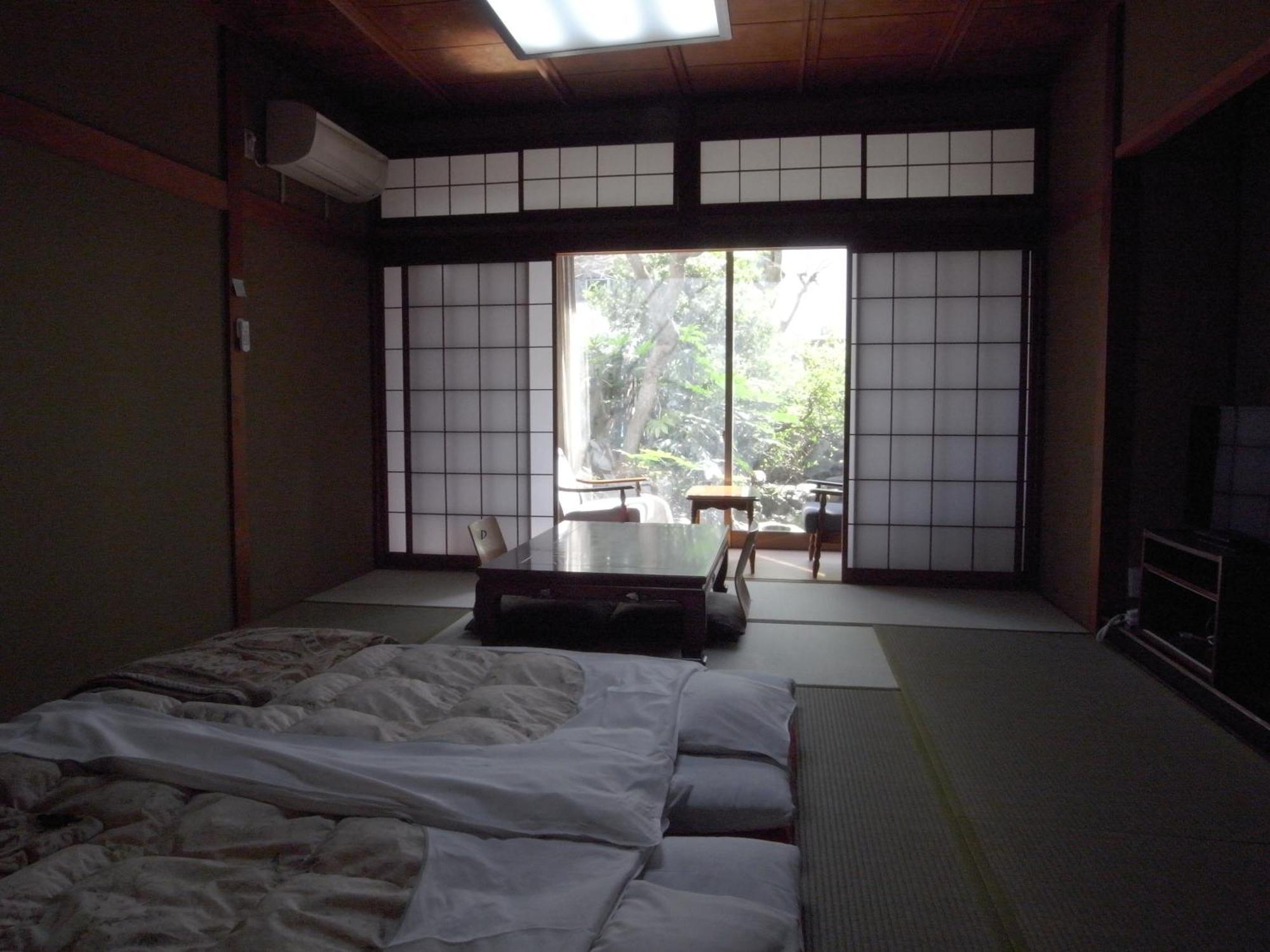 Ryokan Yamamuro Kanazawa Habitación foto