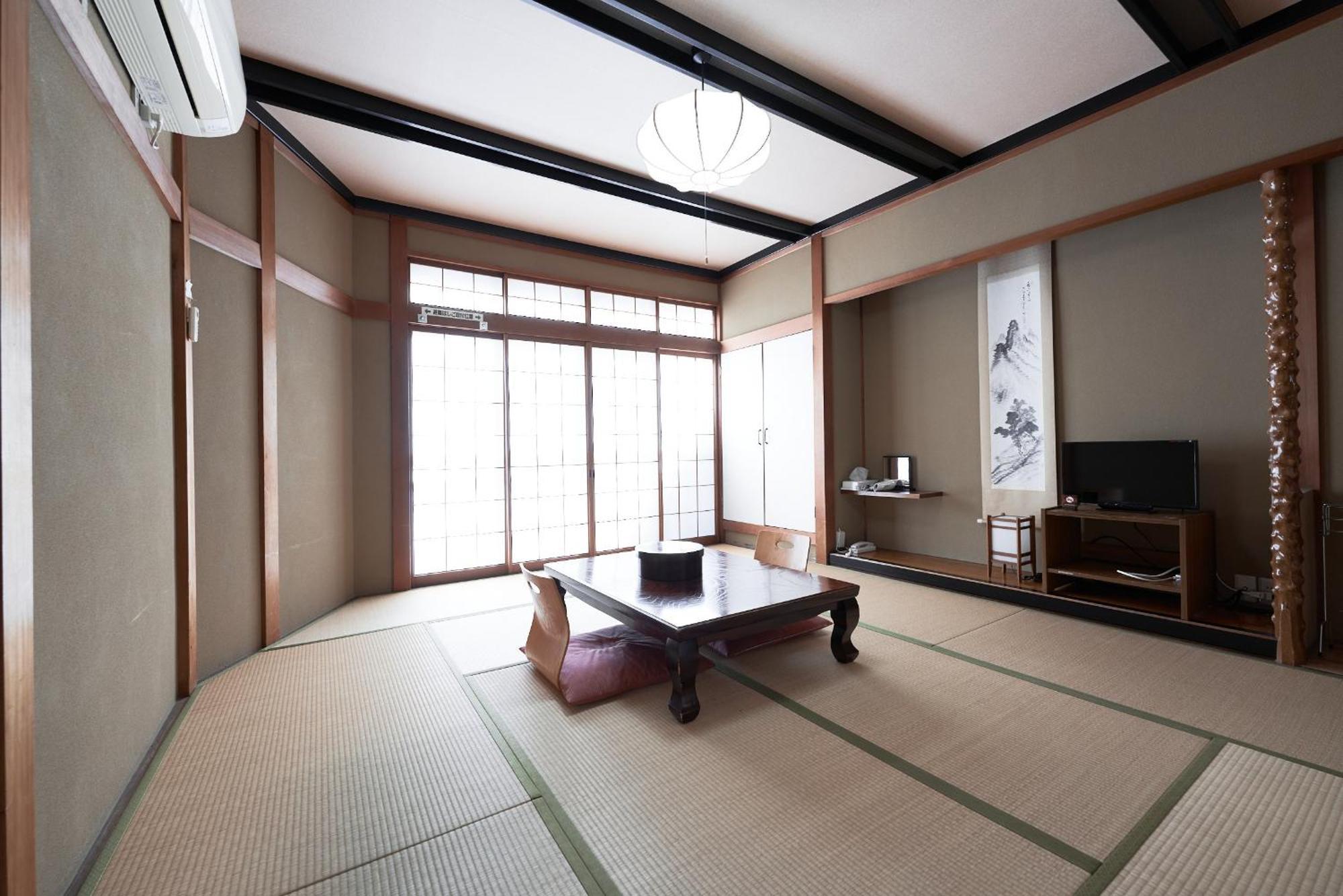 Ryokan Yamamuro Kanazawa Habitación foto